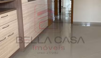 Casa no Cond. Lago Dourado - Oportunidade