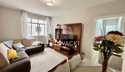 APARTAMENTO MOBILIADO COM DOIS DORMITÓRIOS E UMA VAGA NO ÁGUA VERDE
