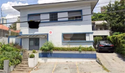 Sobrado com 4 quartos à venda em Pacaembu - SP