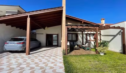 Casa 3 Dormitórios na  Zona Nova de Tramandaí