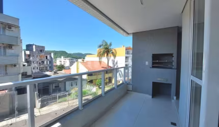 Apartamento 03 dormitórios na Benjamin Constant