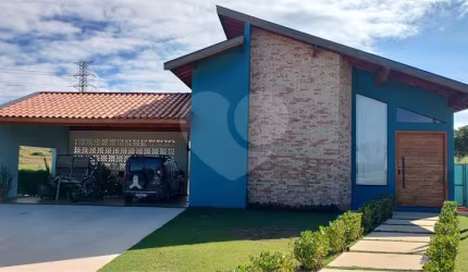 Condomínio com 3 quartos à venda ou para locação em Residencial Parque Campos De Santo Antônio Ii - SP