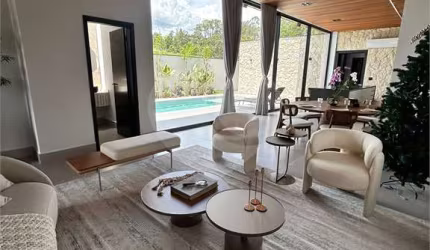 Condomínio com 3 quartos à venda ou para locação em Jardim Villas Do Golf - SP