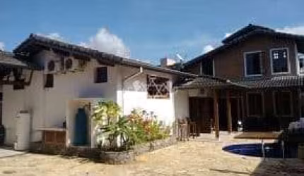 Casa à venda, Centro, Ubatuba.