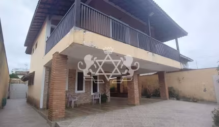 Belíssimo sobrado a venda com 03 dorms, sendo 01 suíte, edícula, varanda gourmet, garagem para 06 v