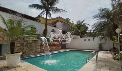 Sobrado à venda, no Park Imperial em Caraguatatuba, Litoral Norte de São Paulo