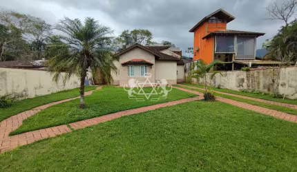 Casa a venda no condomínio Mar Verde, praia da Mococa em Caraguatatuba - Terreno de 420m²