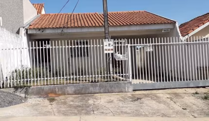 Casa para Venda em Guarapuava, Boqueirão, 3 dormitórios, 1 suíte, 1 banheiro, 1 vaga
