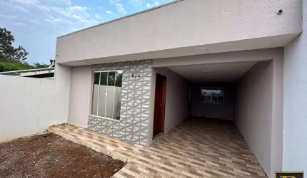 Casa para Venda em Guarapuava, Boqueirão, 3 dormitórios, 1 suíte, 2 banheiros, 2 vagas