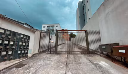 Apartamento para Venda em Guarapuava, Santa Cruz, 2 dormitórios, 1 banheiro, 1 vaga