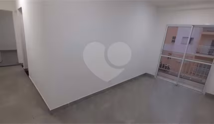 Apartamento com 2 quartos à venda ou para locação em João Xxiii - SP