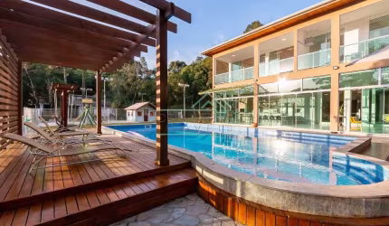 Chácara / sítio com 5 quartos à venda na Ney Leprevost, --, Recreio da Serra, Piraquara por R$ 3.300.000