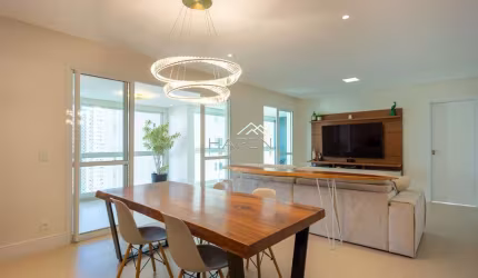 Apartamento com 4 quartos à venda na Rua Professor Pedro Viriato Parigot de Souza, --, Ecoville, Curitiba por R$ 1.995.000