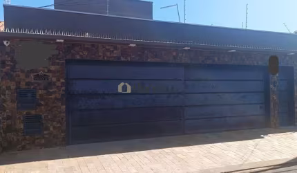 CASA COM 3 QUARTOS S/ 1 SUÍTE - ANTÔNICA CANDIDA I