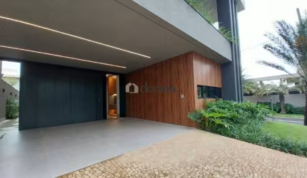 Casa à venda, 4 quartos, 4 suítes, 4 vagas, Parque das Américas - Uberaba/MG