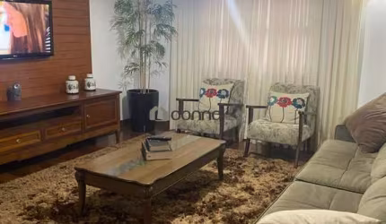 Apartamento 1 por andar 4 quartos, sendo 1 suíte região central