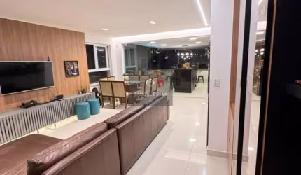 Apartamento à venda no Saraiva com 3/4 e 3 suítes, ar condicionado nas suítes s
