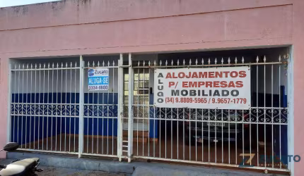 Casa para alugar por R$ 6.670,00/mês - São Benedito - Uberaba/MG