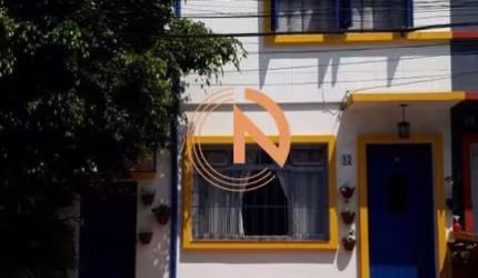 Linda Casa De Vila Com 2 Dormitórios