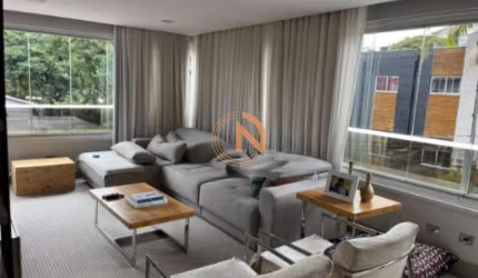 Excelente apartamento na Vila Olimpia com 2 suítes - Reformado e automatizado!