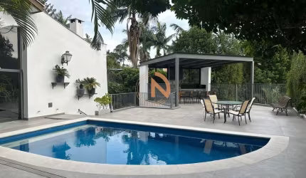 Espetacular casa no Jardim Leonor