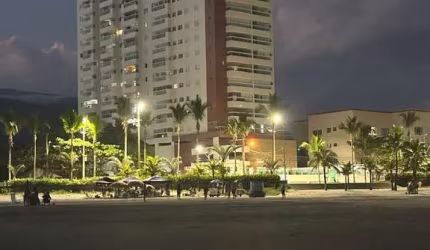 Apartamento FRENTE AO MAR DECORADO  à venda de 2 Dormitórios no Bairro Flórida em Praia Grande SP