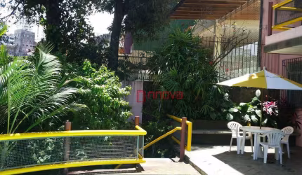 Casa Três Quartos para Venda no Candeal