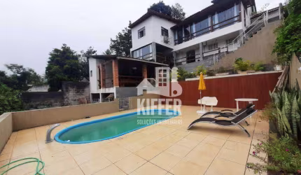 Casa com 3 quartos à venda, 313 m² por R$ 980.000 - Itaipu - Niterói/RJ