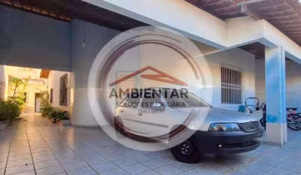 Casa Para Vender com 4 quartos 3 suítes no bairro Farolândia em Aracaju
