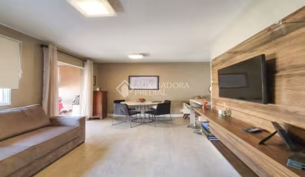 Apartamento com 3 quartos para alugar na Avenida José Aloísio Filho, 595, Humaitá, Porto Alegre, 68 m2 por R$ 2.800
