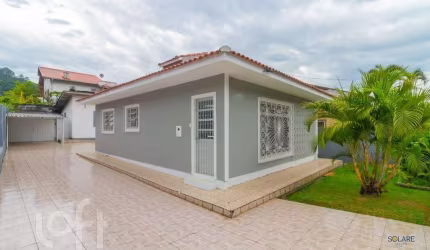 Casa com 3 quartos à venda na Rua Almeida Coelho, 540, Saco dos Limões, Florianópolis, 75 m2 por R$ 850.000