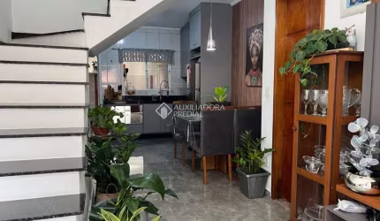 Casa em condomínio fechado com 2 quartos à venda na Rua Brás Cubas, 1052, Vila Bocaina, Mauá, 78 m2 por R$ 370.000