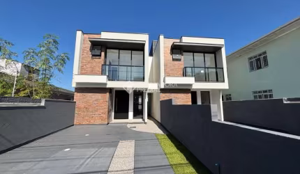 Casa com 3 quartos à venda na Rua Hamilton Ferreira, 236, Areias, São José, 113 m2 por R$ 690.000