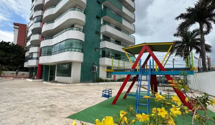 Alugo lindo e grande apto no edifício nau capitania condomínio de luxo apenas 2 apto por andar  com excelente localização com 3 suítes sala ampla piso em porcelanato cozinha com armários embutidos