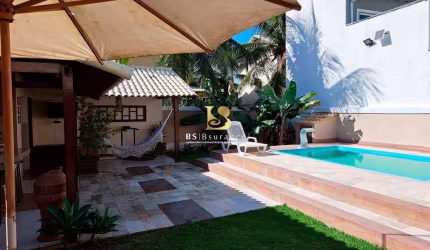 Casa em condomínio fechado com 3 quartos à venda na Carlos Marighella, 390, Chácaras de Inoã (Inoã), Maricá por R$ 630.000
