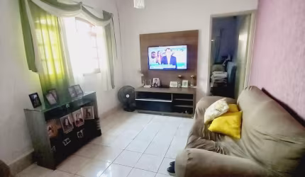 Casa a venda na Vila Figueira - Suzano - SP