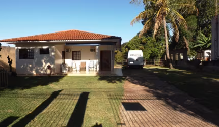 VENDE-SE CHACARA RUA COMERCIAL VILA MORANGUEIRA