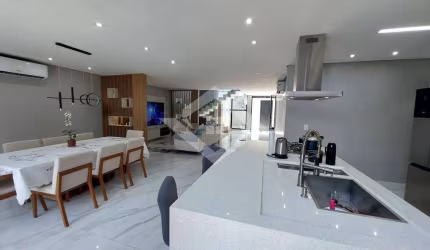 Casa Duplex 3 quartos (3 suítes e closets) em Paciência Santa Cruz