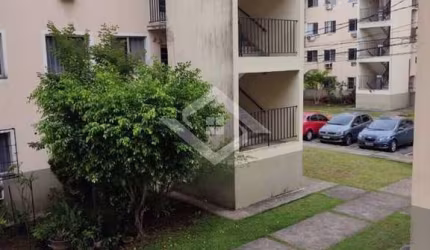 Excelente Apartamento de 2 Quartos em Santa Cruz