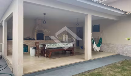 Casa de Alto Padrão com 5 Suítes em Condomínio no Inoã - Maricá/RJ