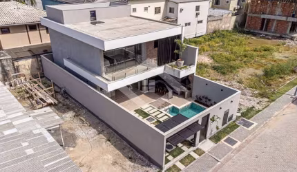 Casa 4 Quartos, 3 Suítes em Condomínio Fechado | Vargem Pequena | 202m²
