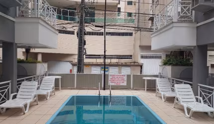 Barbada!!! Meia praia a 150m do mar! Prédio com piscina! Mobiliado