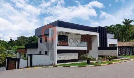 MANSÃO DOS SONHOS NO CONDOMINIO ARUJAZINHO III EM ARUJA 4 SUITES MASTER PLANEJADOS LUXO E CONFORTO