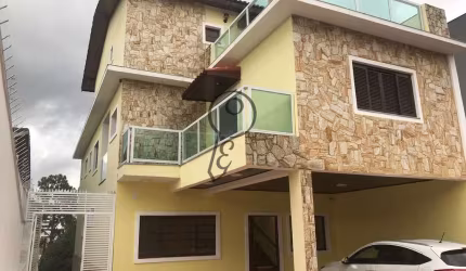 Maravilhoso Sobrado de 500 m²  - 3 suítes - 6 vagas de garagem à venda, Cerâmica, São Caetano do Su