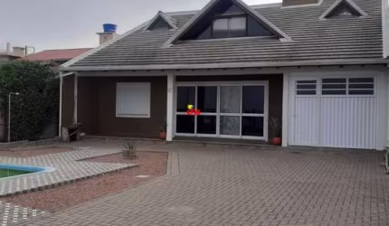 Casa  a beira mar em Tramandaí