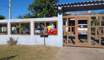 Casa à venda em ótima região de moradores - Balneário Albatroz/Imbé