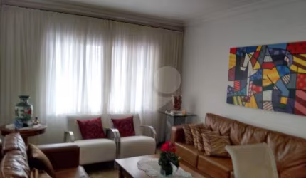Sobrado com 4 quartos à venda em Jardim Londrina - SP