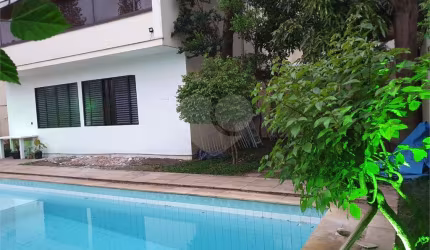 Casa térrea com 3 quartos à venda em Vila Madalena - SP