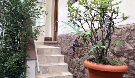 Casa de vila com 4 quartos à venda em Vila Mariana - SP