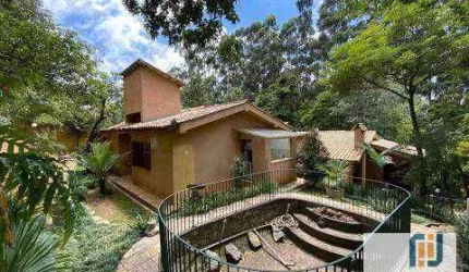 Casa com 4 dormitórios à venda, 570 m² por R$ 8.000.000 - Residencial Tamboré - Barueri/SP
